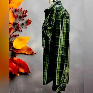 Women’s Machine Custom Company Plaid Shirt-Size Large